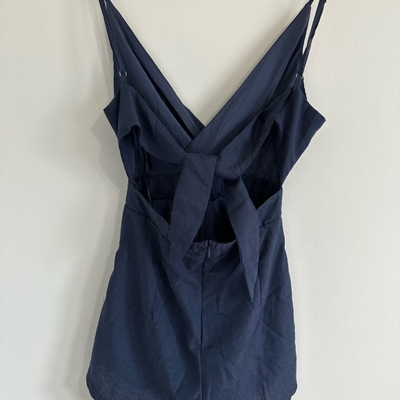 Showpo Navy Romper Size 4 - Picture 5 of 7